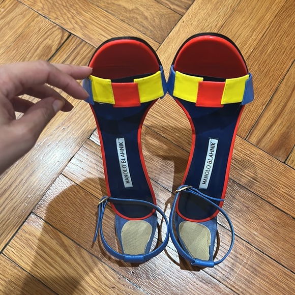 SOLD: Manolo Blahnik Sandals - Picture 5 of 5